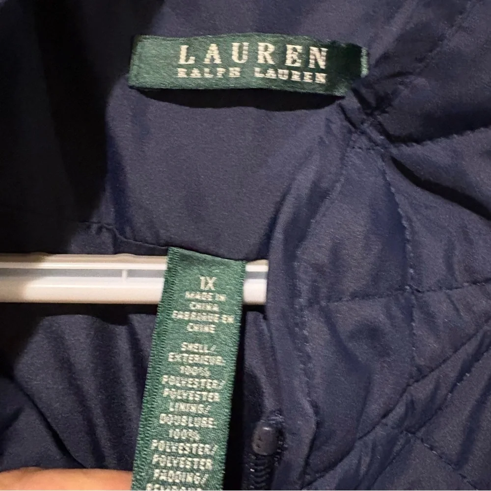 Ralph Lauren Women’s Quilted Barn Jacket in Navy size 1X - Picture 5 of 9